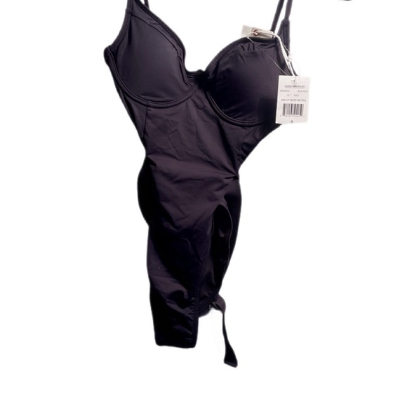 NWT Good American Wire cup belted Trendy Sexy Compression Black Swimsuit 0 - Picture 2 of 4